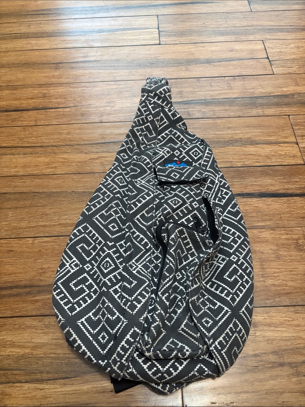Kavu Original Rope Sling Bag Crossbody Grayish Black Geometric Shape Travel Back